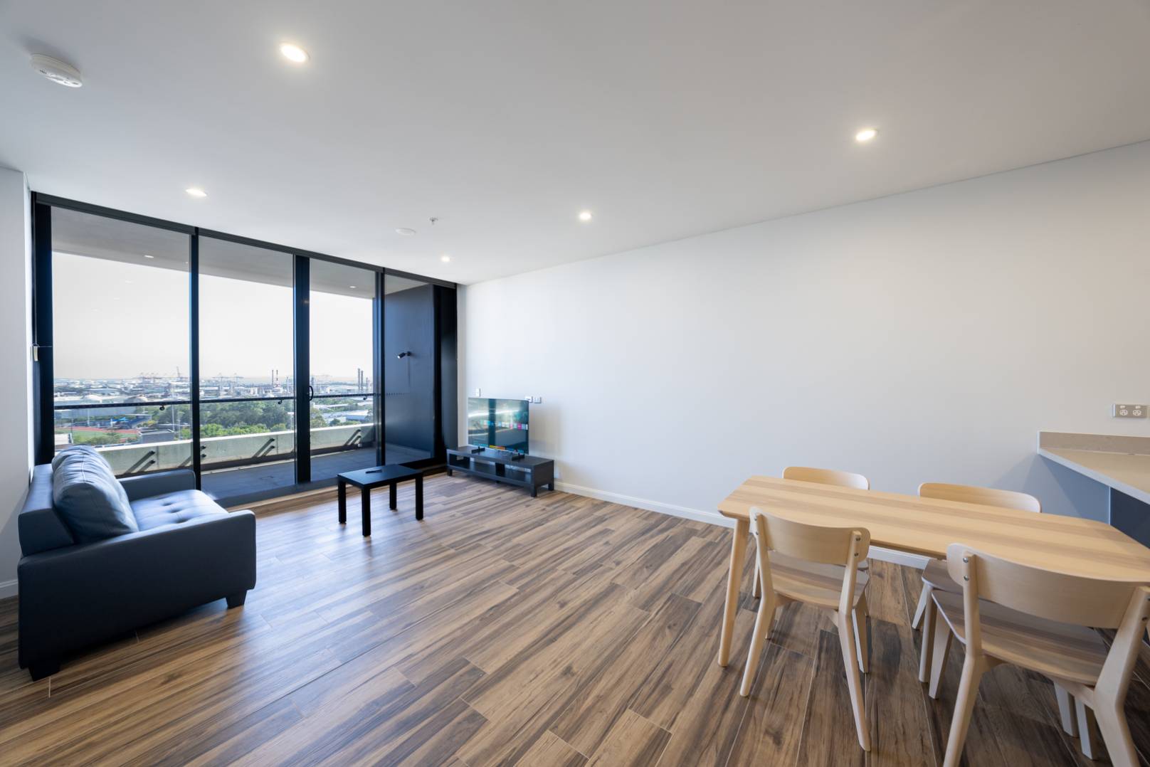 Residents settling in Sydney and Brisbane rentals