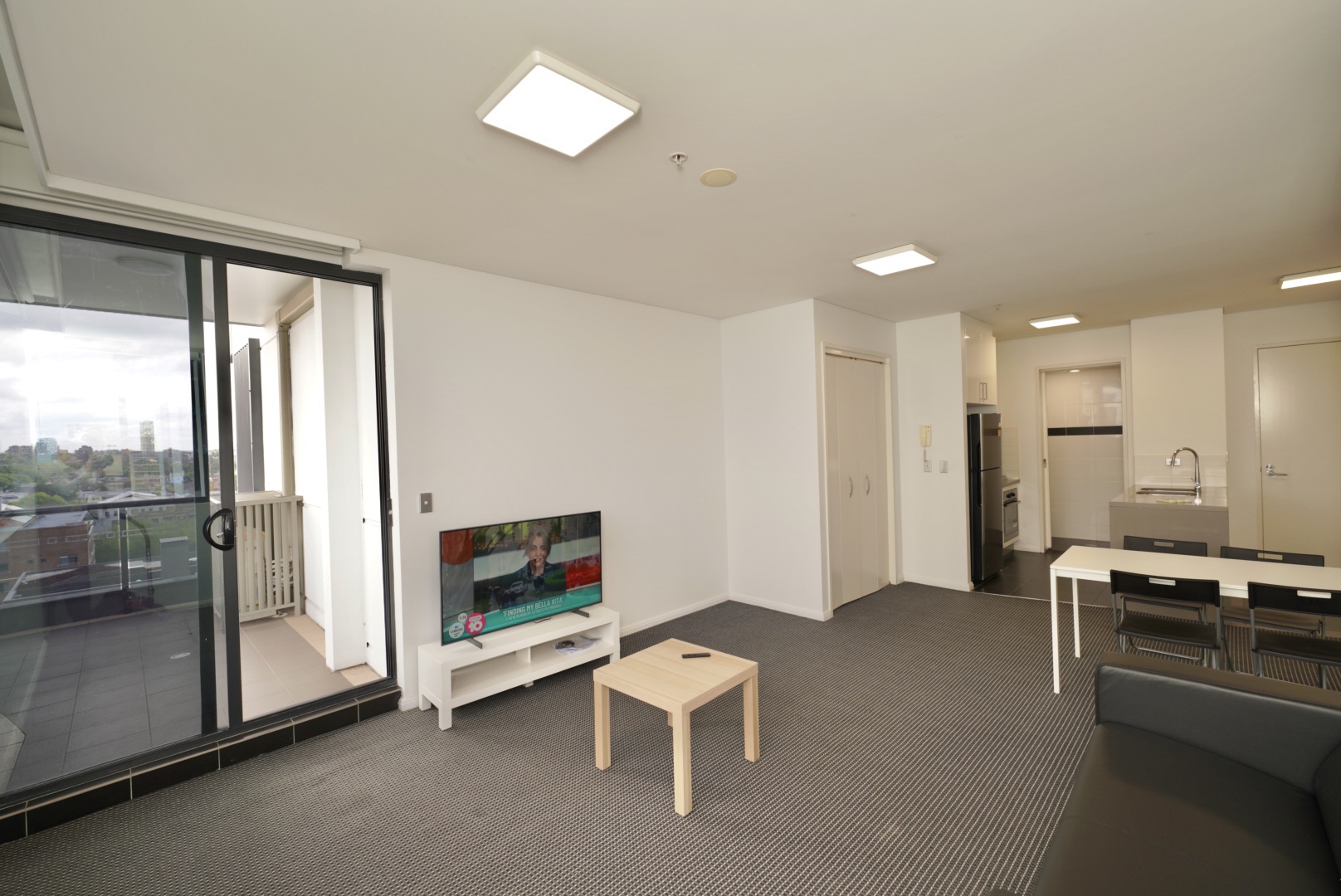 CosyEasy team assisting tenants