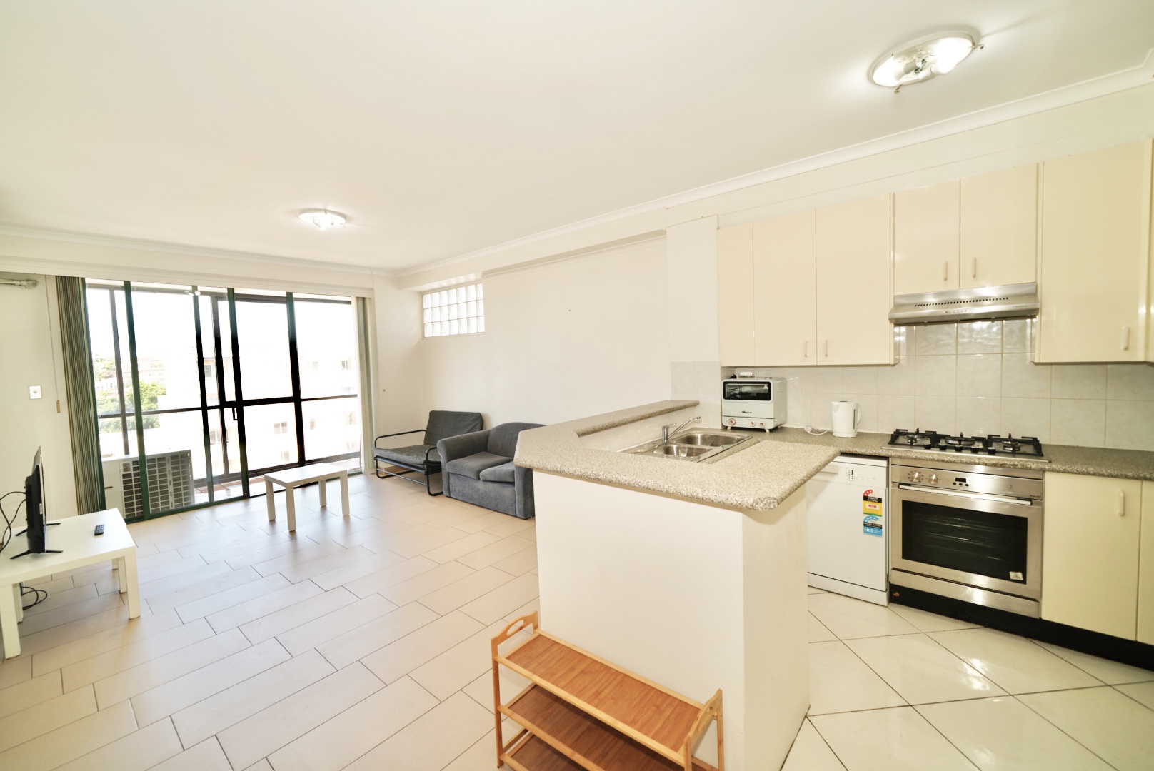 CosyEasy high-end apartments for relocation