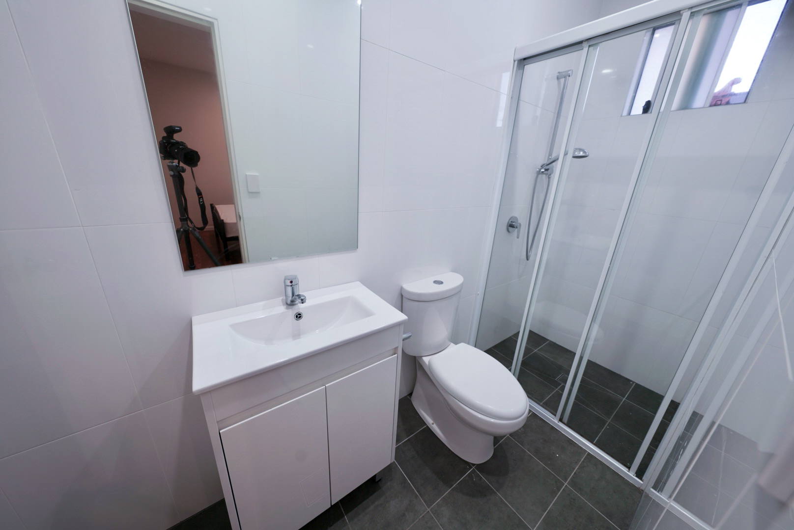 CosyEasy high-end apartments for international students